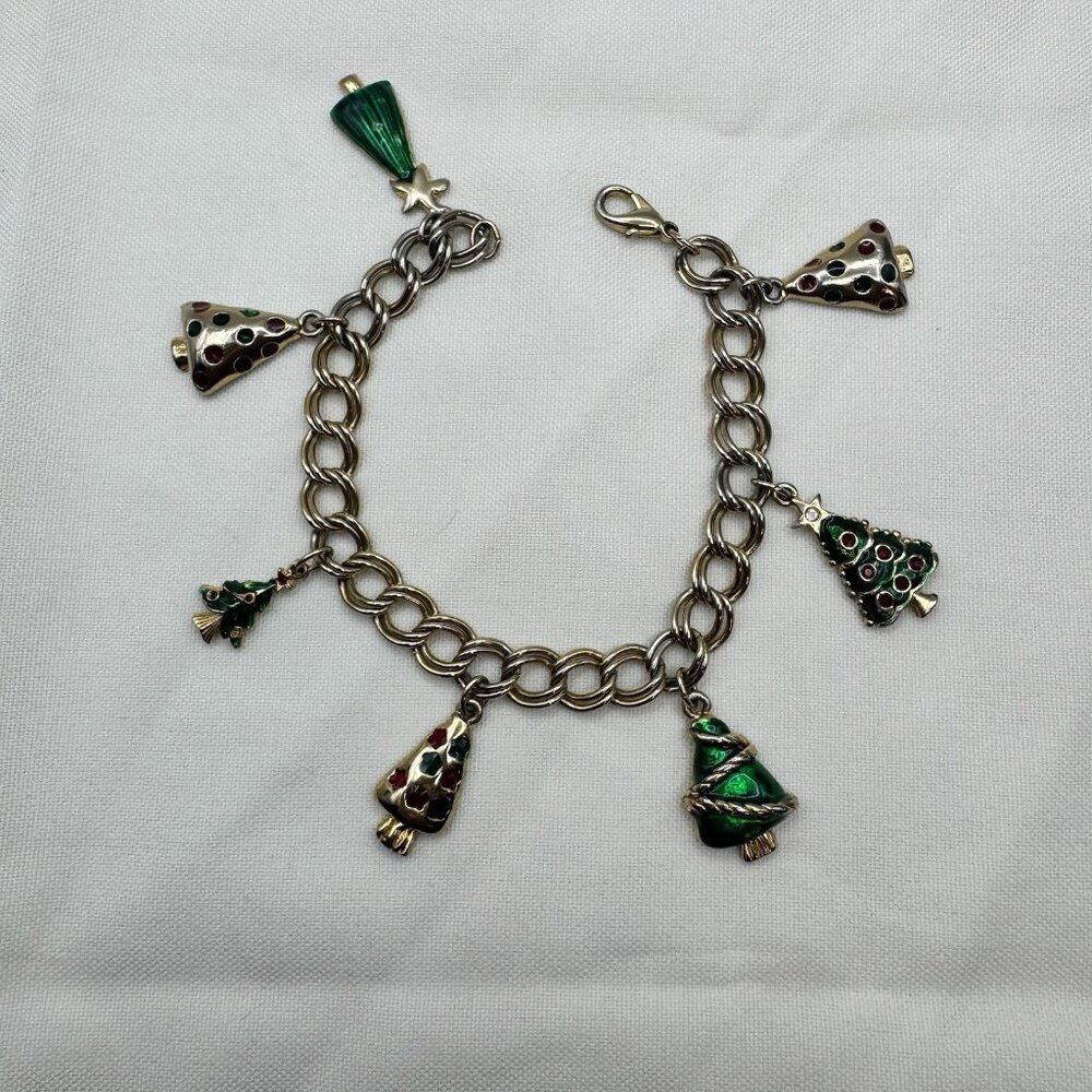 Vintage Bracelet Christmas Theme Charm With Green And Red Enamel Charms 7.5"